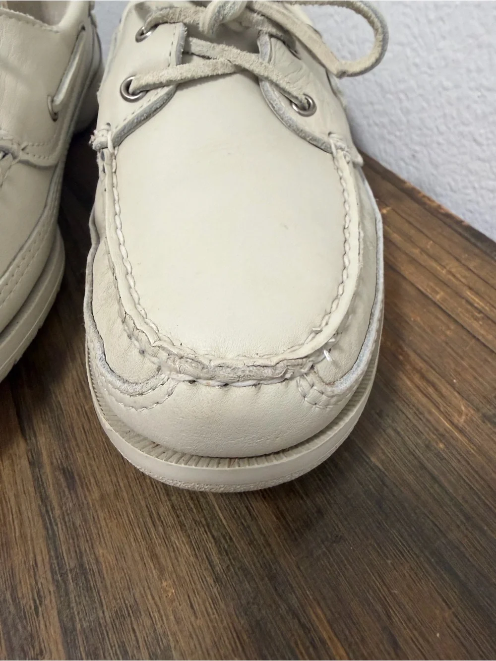 Sebago Docksiders Cream Leather Boat Shoes Loafers - Like New - Women’s 9.5